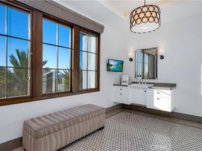 2 Thomas Road, Ladera Ranch CA 92694