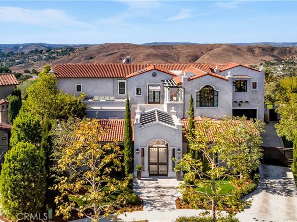 2 Thomas Road, Ladera Ranch CA 92694