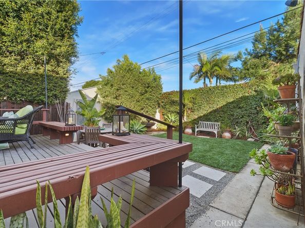 3736 Gaviota Avenue, Long Beach CA 90807
