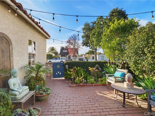 3736 Gaviota Avenue, Long Beach CA 90807