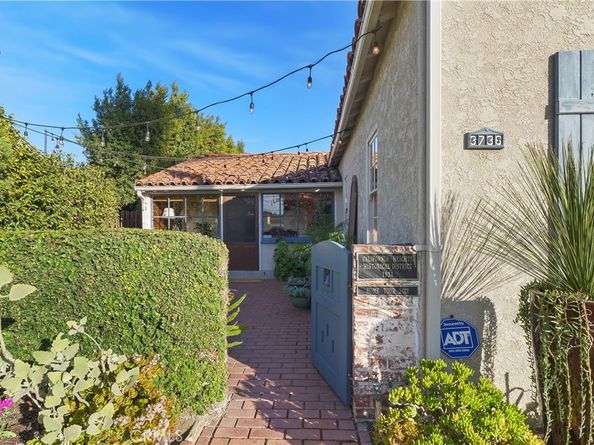 3736 Gaviota Avenue, Long Beach CA 90807