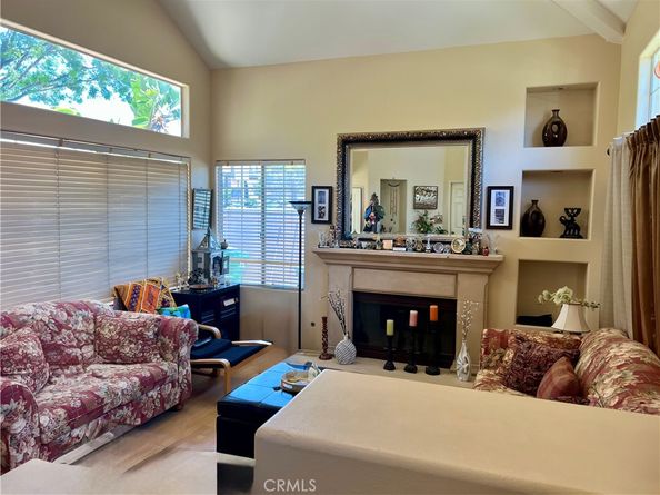 10 Laconia, Irvine CA 92614