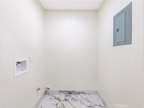 3876 Olmsted Avenue, Los Angeles CA 90008