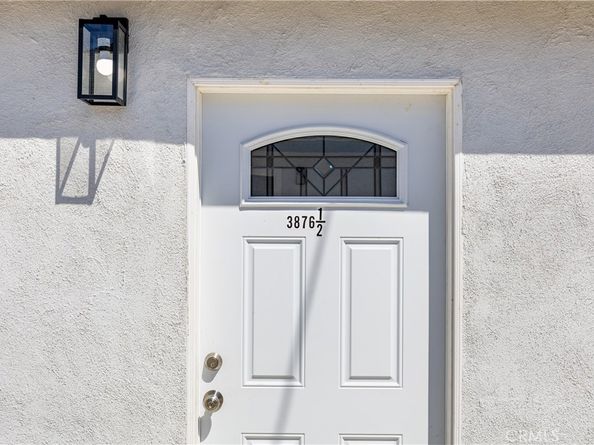 3876 Olmsted Avenue, Los Angeles CA 90008