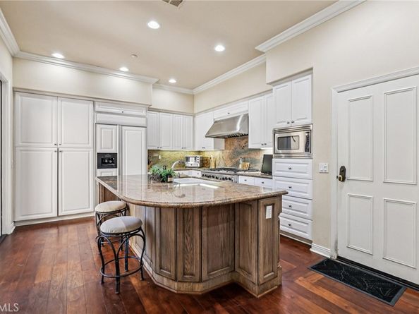 21254 Lorca Circle, Huntington Beach CA 92648