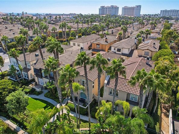 21254 Lorca Circle, Huntington Beach CA 92648