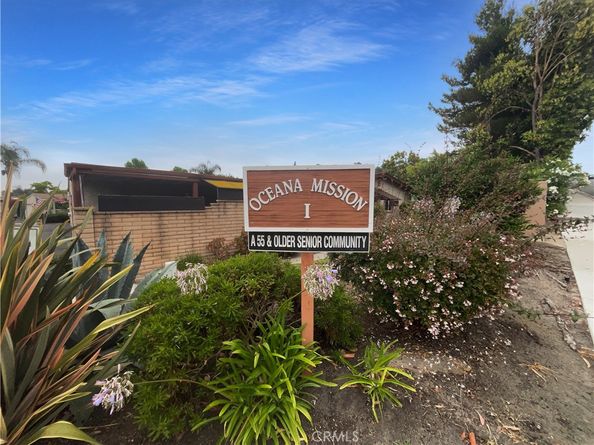 4402 Chickadee Way, Oceanside CA 92057