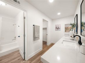 17 Blazing Star, Irvine CA 92604