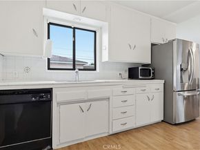 3700 S Bentley, Los Angeles CA 90034