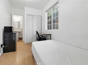 3700 S Bentley, Los Angeles CA 90034