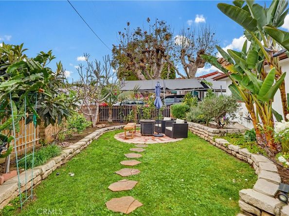 3700 S Bentley, Los Angeles CA 90034
