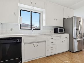3700 S Bentley, Los Angeles CA 90034