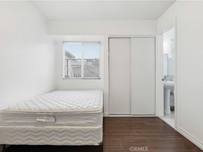 3700 S Bentley, Los Angeles CA 90034