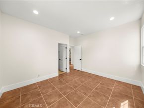 56 Crabapple, Irvine CA 92620