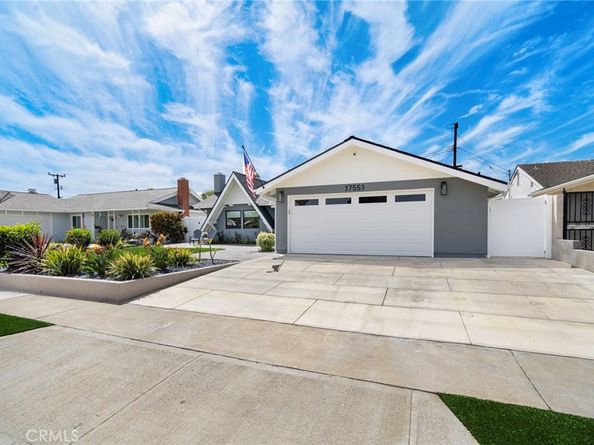 17551 Griffith, Huntington Beach CA 92649