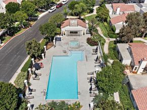 18 Navarre 133, Irvine CA 92612