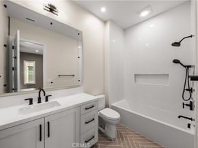 125 Prestigo, Irvine CA 92602