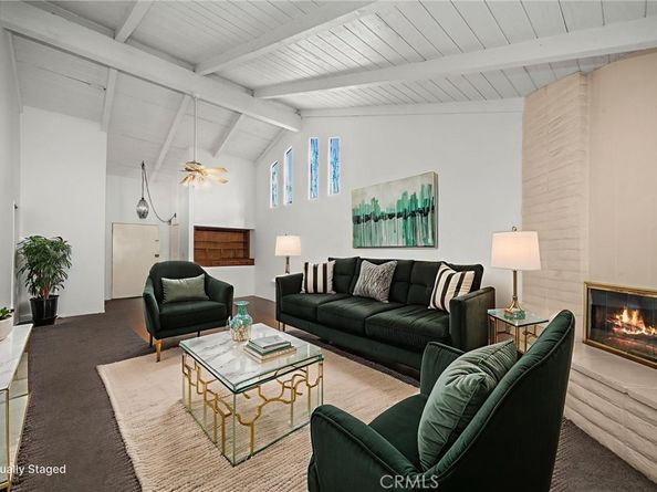 2011 W Katella 3, Anaheim CA 92804