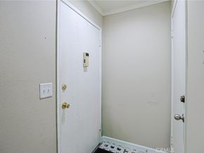 631 N Bristol 62, Santa Ana CA 92703