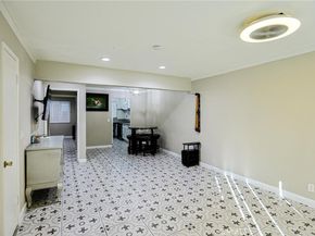 631 N Bristol 62, Santa Ana CA 92703