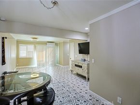 631 N Bristol 62, Santa Ana CA 92703