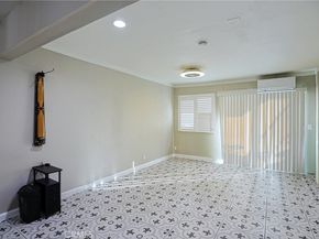 631 N Bristol 62, Santa Ana CA 92703