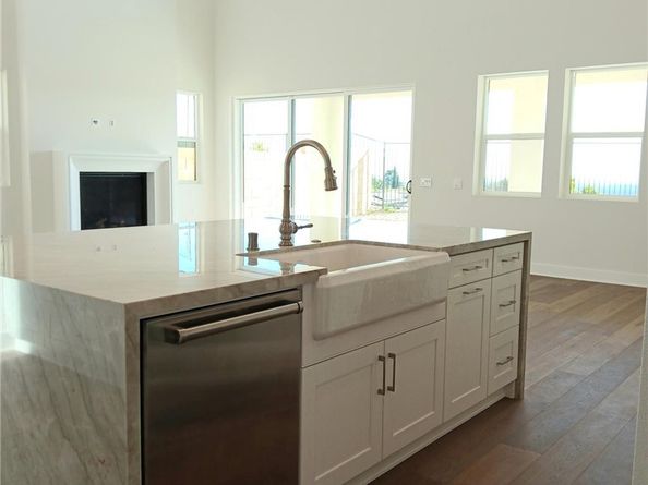 740 Via Arezzo Place, Altadena CA 91001