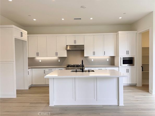 120 Awning, Irvine CA 92618