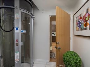 10 66th Place, Long Beach CA 90803