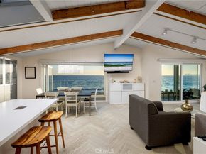 10 66th Place, Long Beach CA 90803