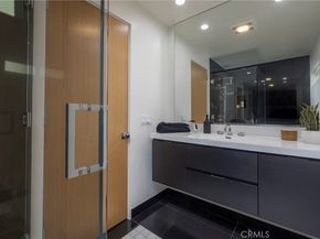 10 66th Place, Long Beach CA 90803