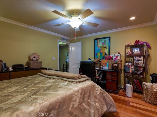 5103 Marina Pacifica Drive South Key 20, Long Beach CA 90803