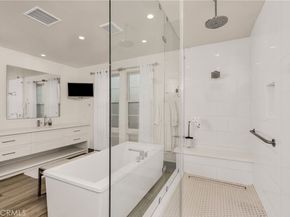 10 Ocean Place, Seal Beach CA 90740