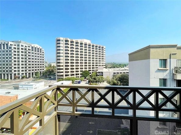 931 E Walnut 607, Pasadena CA 91106