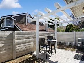 52 Weepingwood, Irvine CA 92614