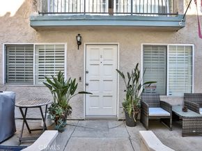 218 16th Street B, Huntington Beach CA 92648