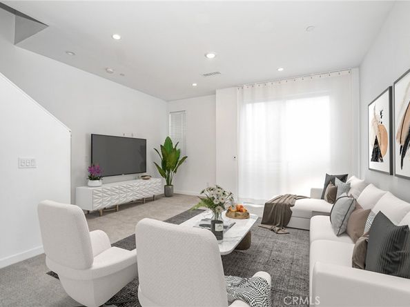 337 Placemark, Irvine CA 92614