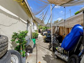 2005 W 11th, Santa Ana CA 92703