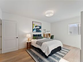 118 N Kings Rd 201, Los Angeles CA 90048