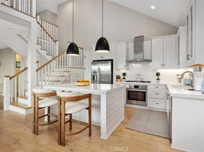 2076 Tablelands Way, Costa Mesa CA 92627