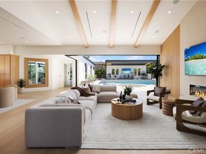 1453 Galaxy Dr, Newport Beach CA 92660