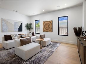1453 Galaxy Dr, Newport Beach CA 92660