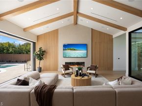 1453 Galaxy Dr, Newport Beach CA 92660
