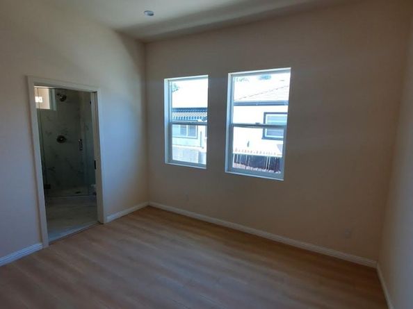 3765 Globe Avenue, Los Angeles CA 90066