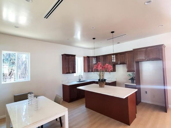 3765 Globe Avenue, Los Angeles CA 90066