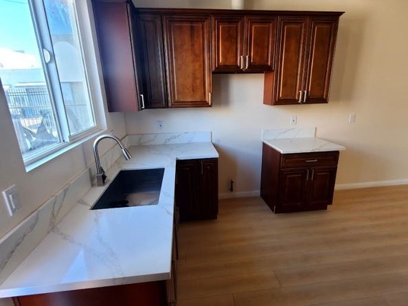 3765 Globe Avenue, Los Angeles CA 90066