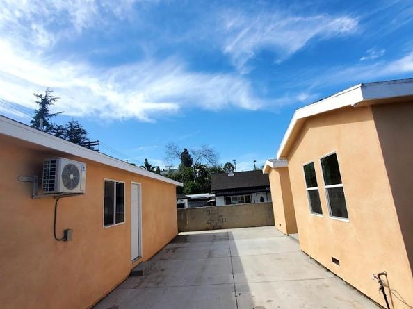 3765 Globe Avenue, Los Angeles CA 90066