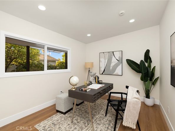 5611 Babbitt Avenue, Encino CA 91316