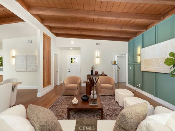 5611 Babbitt Avenue, Encino CA 91316