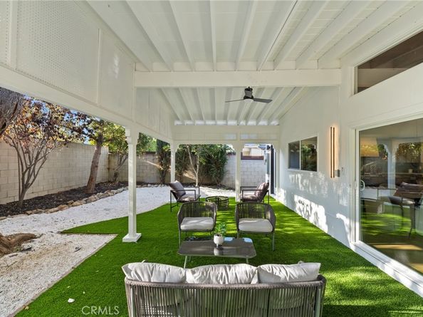 5611 Babbitt Avenue, Encino CA 91316